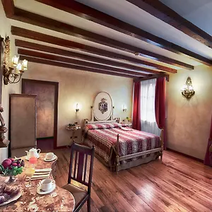 4* Otel Castello Della Castelluccia